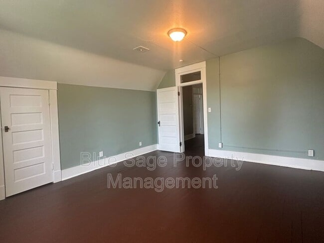 Building Photo - 1226 Tremont St