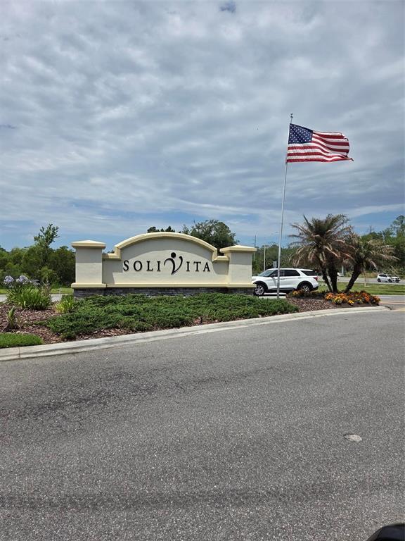 Building Photo - 2310 Palm Tree Dr
