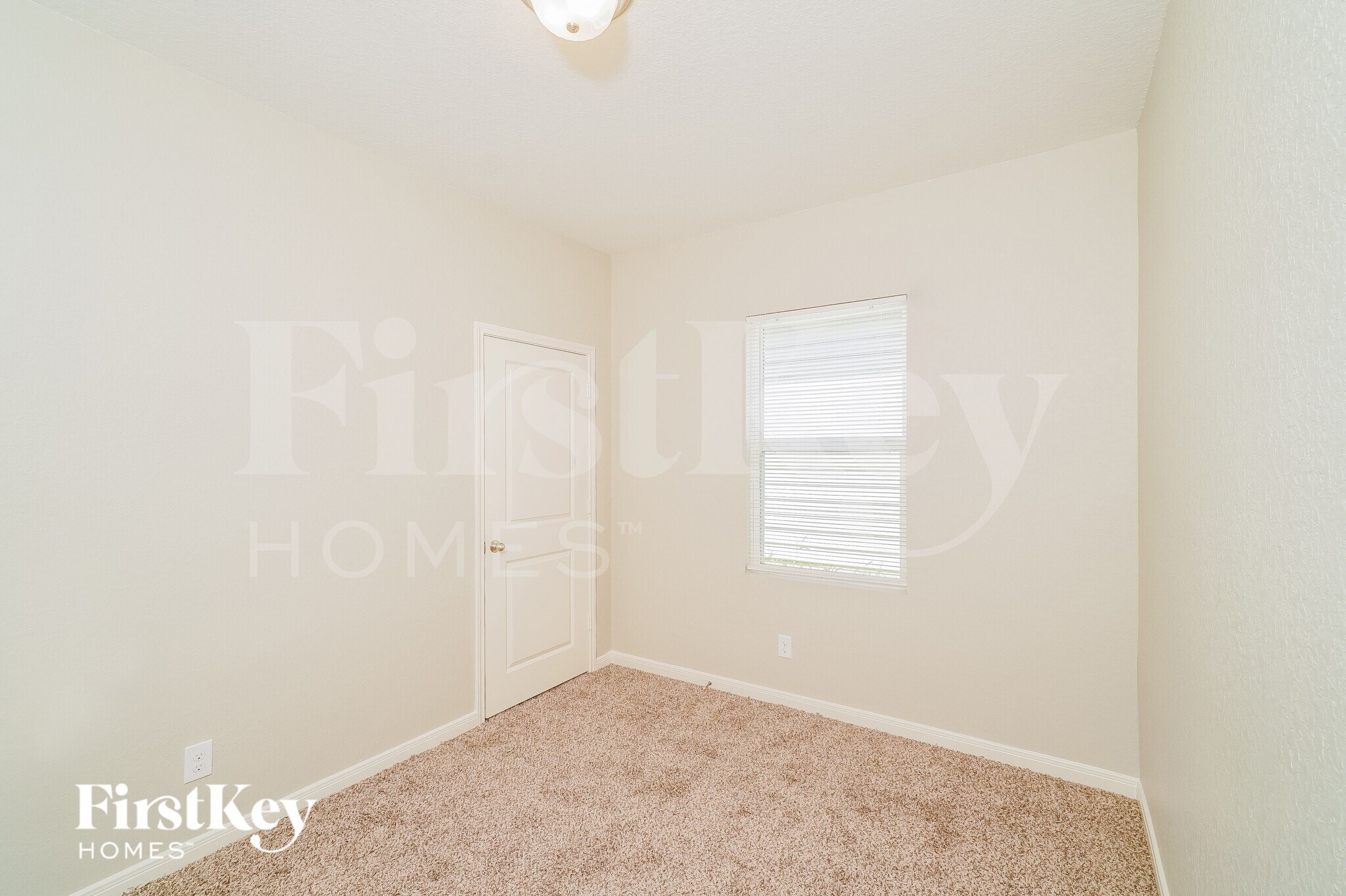 Building Photo - 13509 Sunrise Mdw