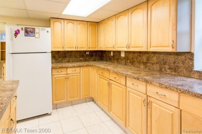 Building Photo - 7527 Hartwell St