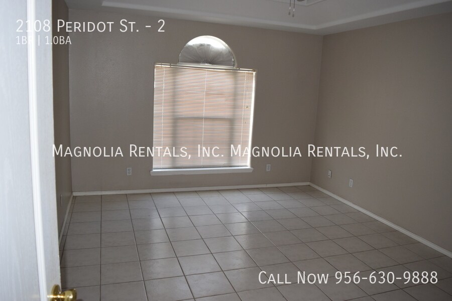 Building Photo - 2108 Peridot St
