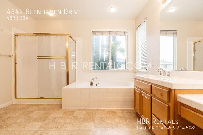 Building Photo - 4642 Glenhaven Dr