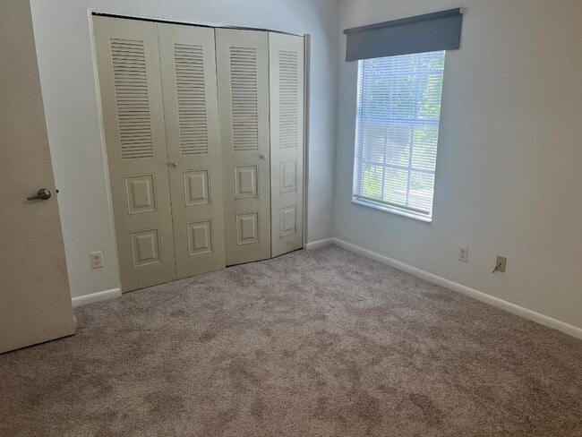 Building Photo - 12332 Villager Ct