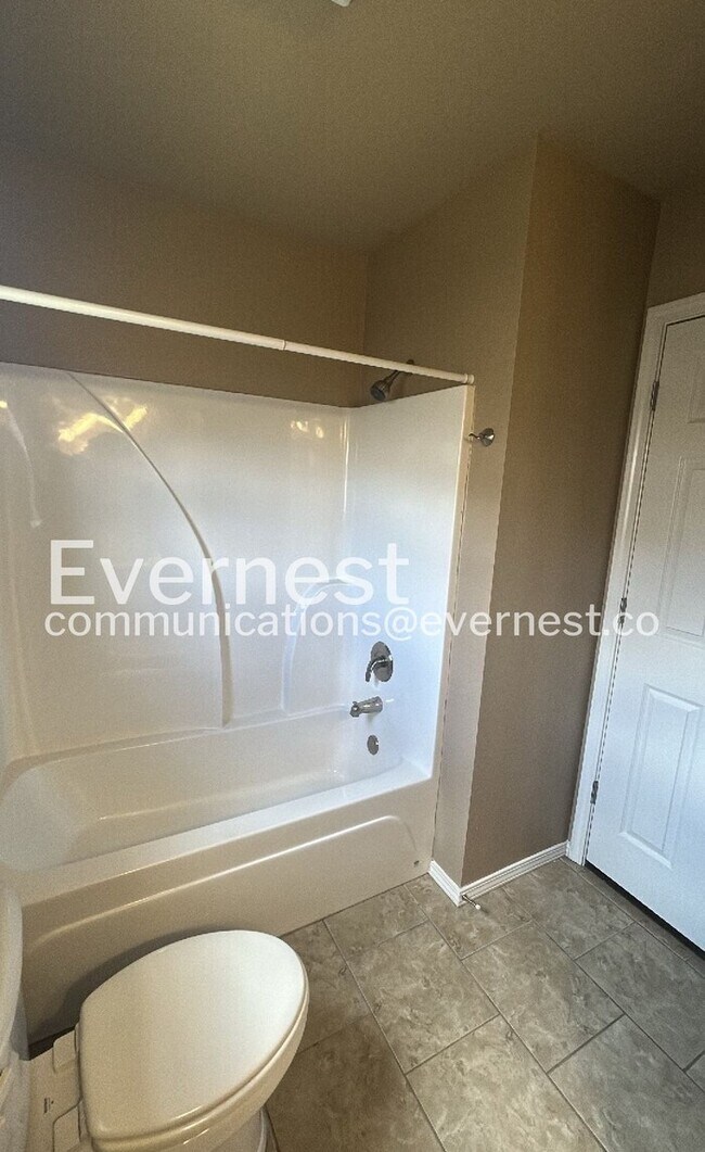 Building Photo - 12009 Big Ridge Cir