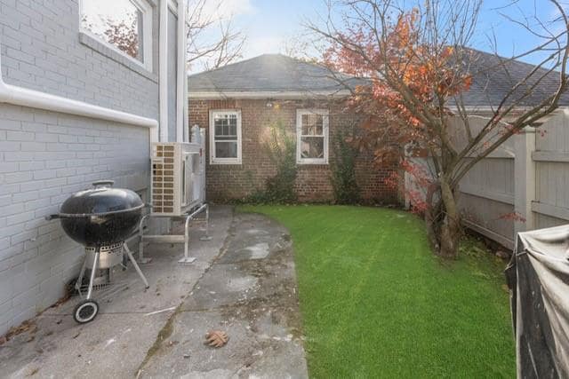 Building Photo - 420 Wayland Ave