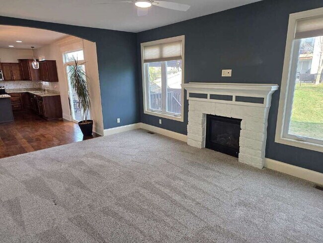 Building Photo - 3701 161st St