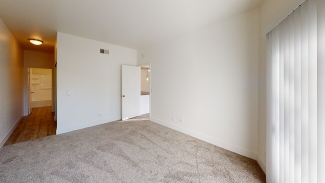 Bedroom - Copper Hill Apartments