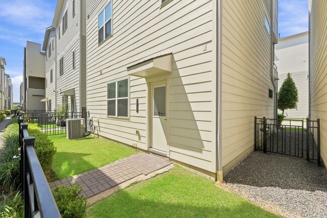 Building Photo - 2730 Eado Edge Ct