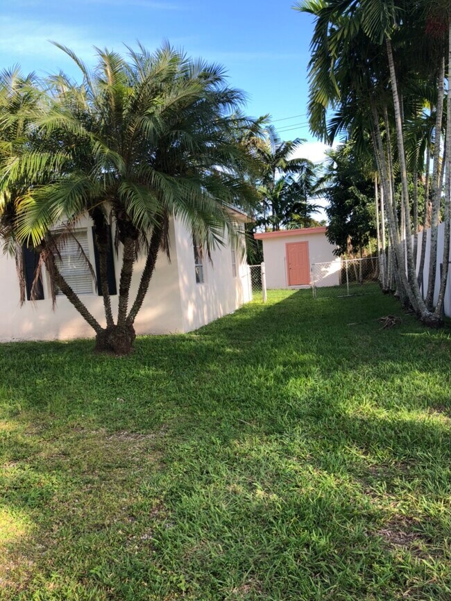 Building Photo - 14321 Boggs Dr