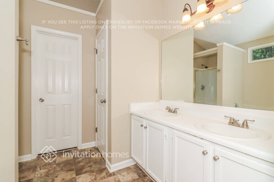 Building Photo - 690 Coventry Township Ln