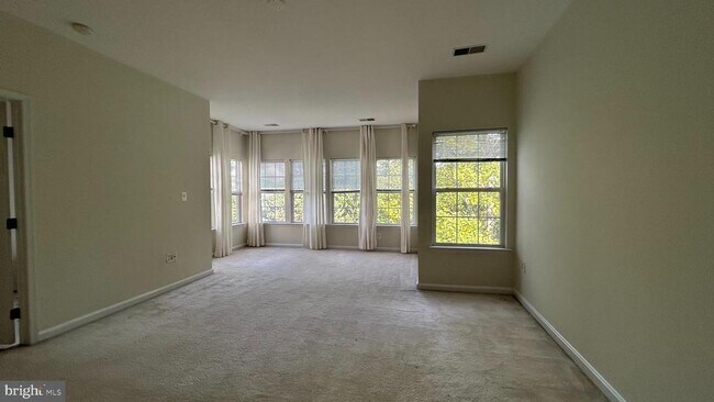 Building Photo - 13906 Gothic Dr