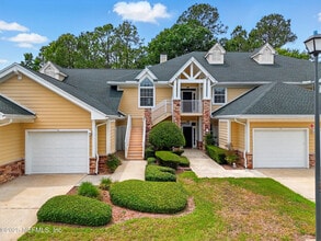 Building Photo - 330 N Shore Cir