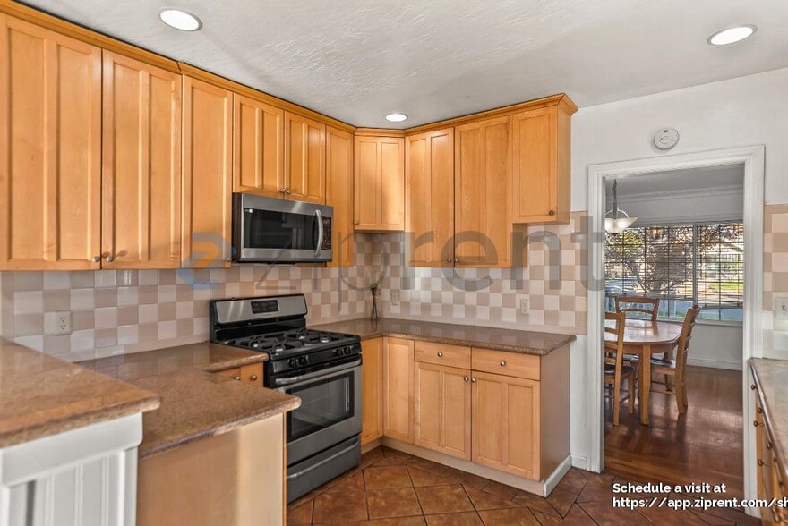 Building Photo - 855 N 17th St