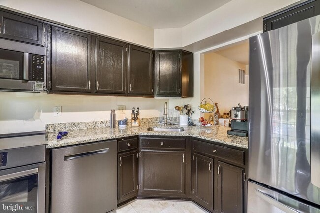 Building Photo - 11633 Pleasant Meadow Dr