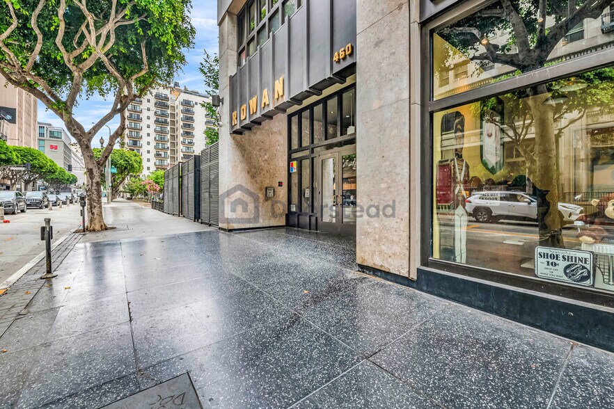 Building Photo - 460 S Spring St