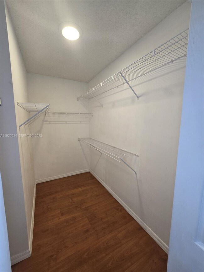 Building Photo - 894 NW 134th Pl