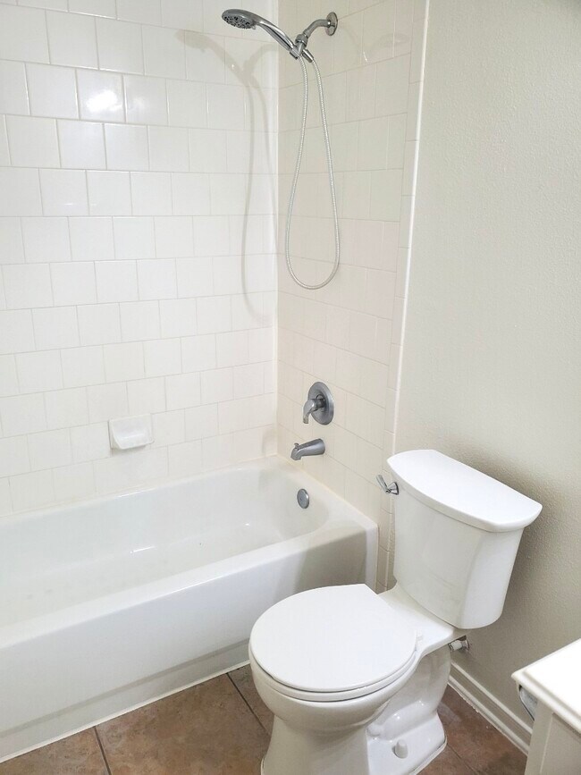 Building Photo - 2526 Sunrise Harbor Ln