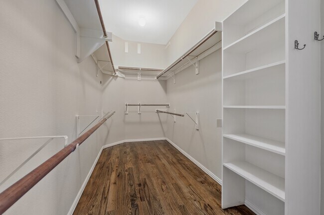 Building Photo - 6412 Autumn Trail