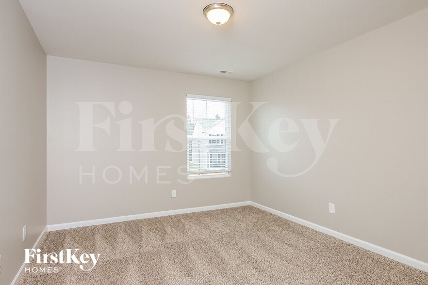 Building Photo - 4361 Prairie Creek Trail