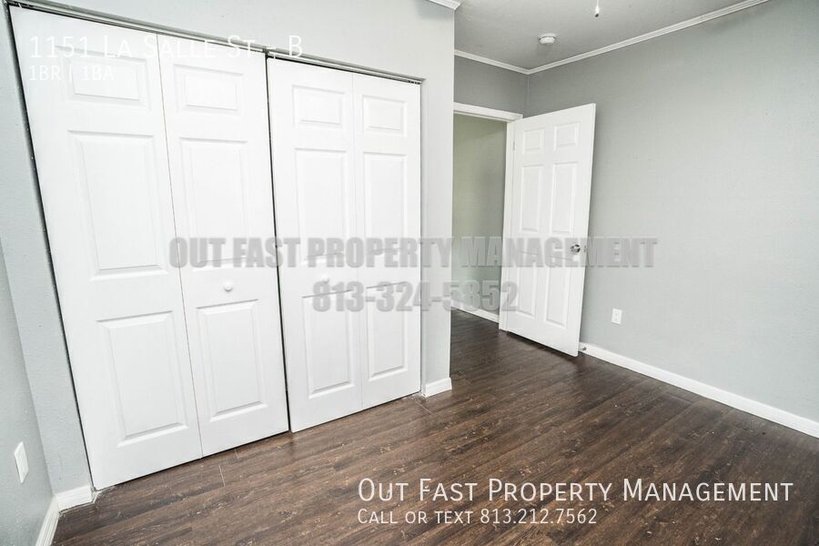 Building Photo - 1151 La Salle St