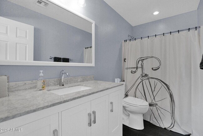 Building Photo - 1024 E Frye Rd