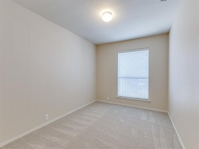 Building Photo - 10800 Astor Dr