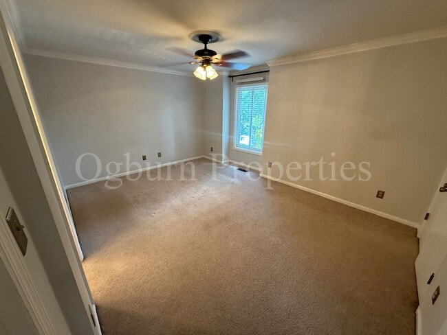 Building Photo - 2000 Ridge Brook Ct