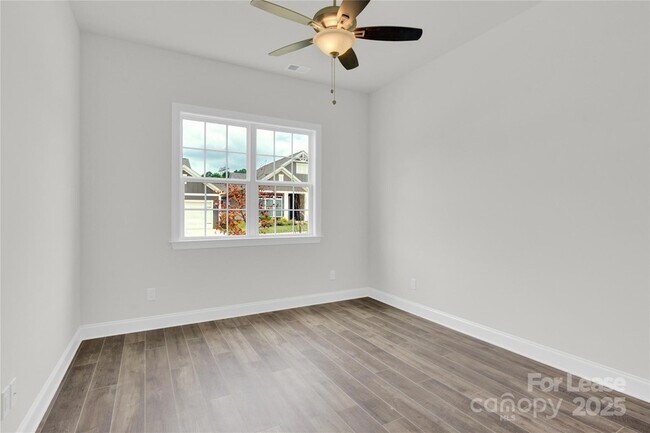 Building Photo - 4733 Anise Cir