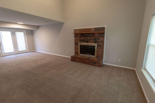 Building Photo - 3602 Hermitage Rd