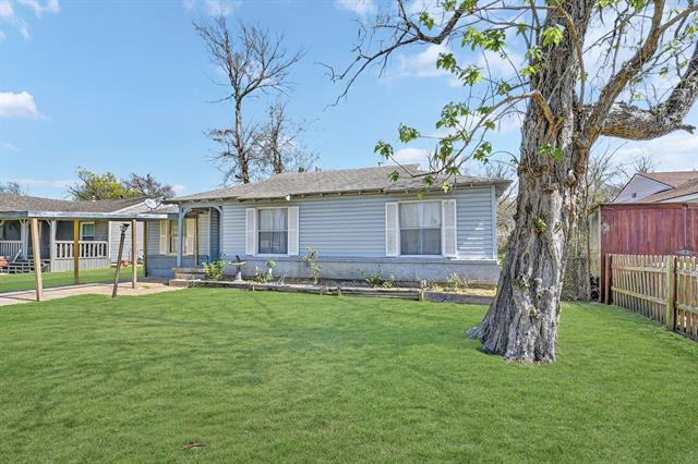 Building Photo - 10922 Castolon Dr