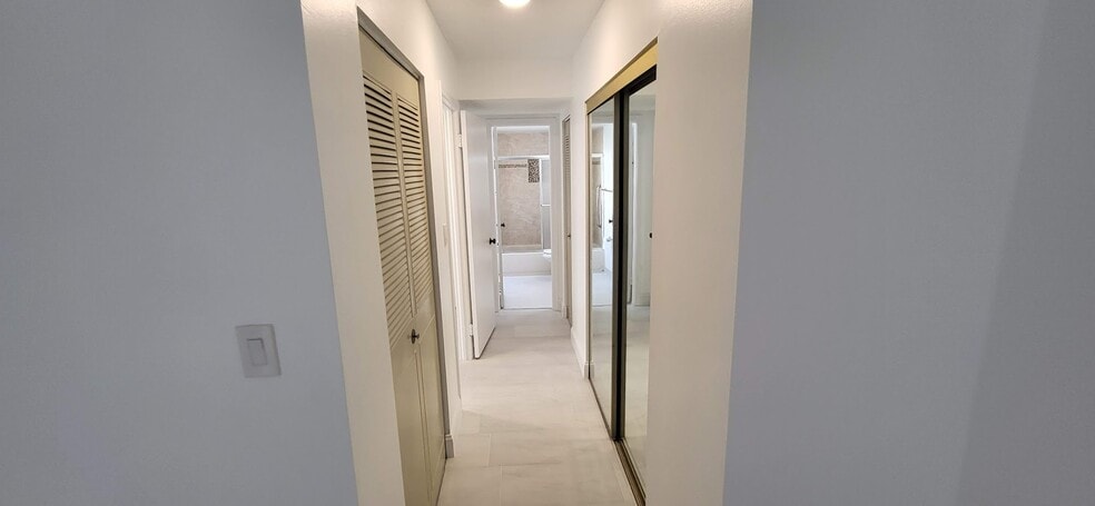 hall - 7705 SW 86th St