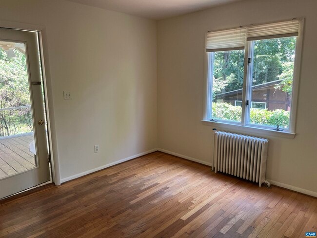 Building Photo - 1429 Gentry Ln