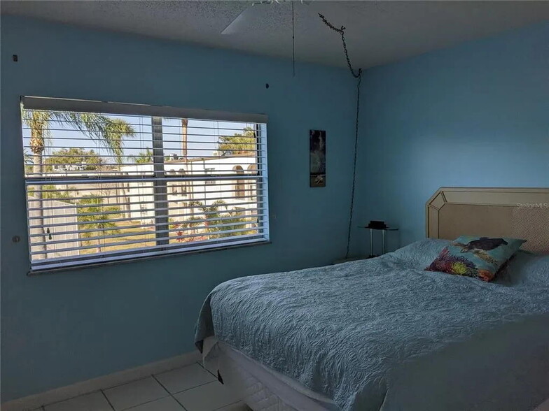 BEDROOM FACING POOL - 7701 Starkey Rd