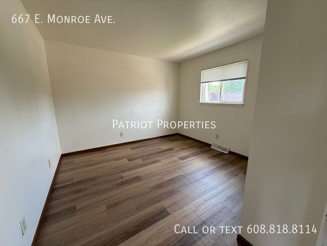 Building Photo - 667 E Monroe Ave