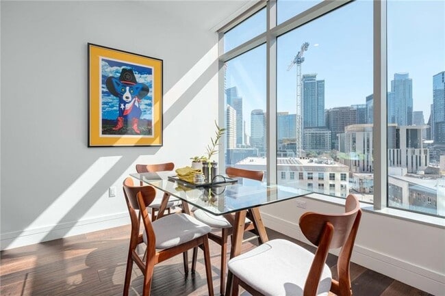 Building Photo - 501 West Ave