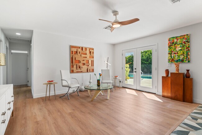 Building Photo - 2627 N Cerritos Rd