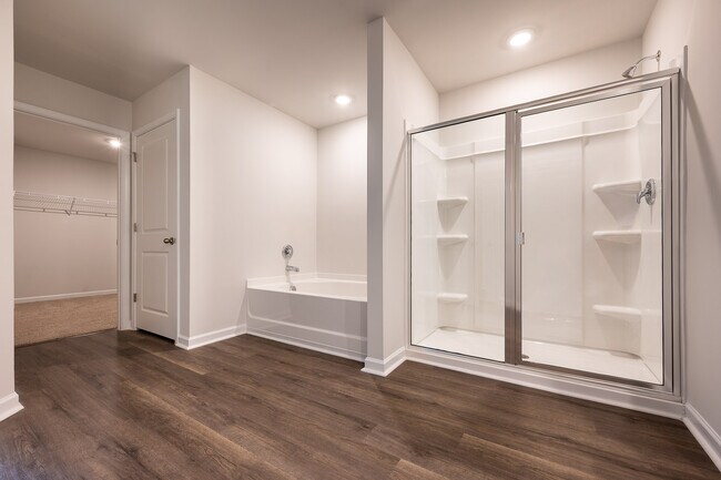 Building Photo - 3422 Firestone Dr