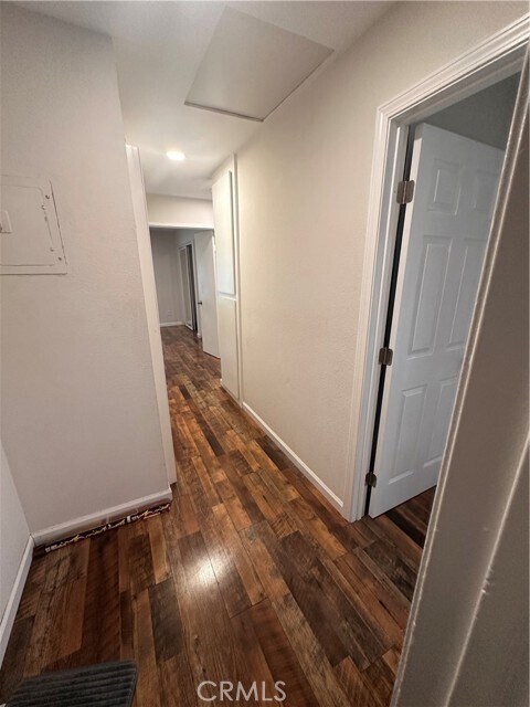 Building Photo - 1440 N Weeping Willow Ln