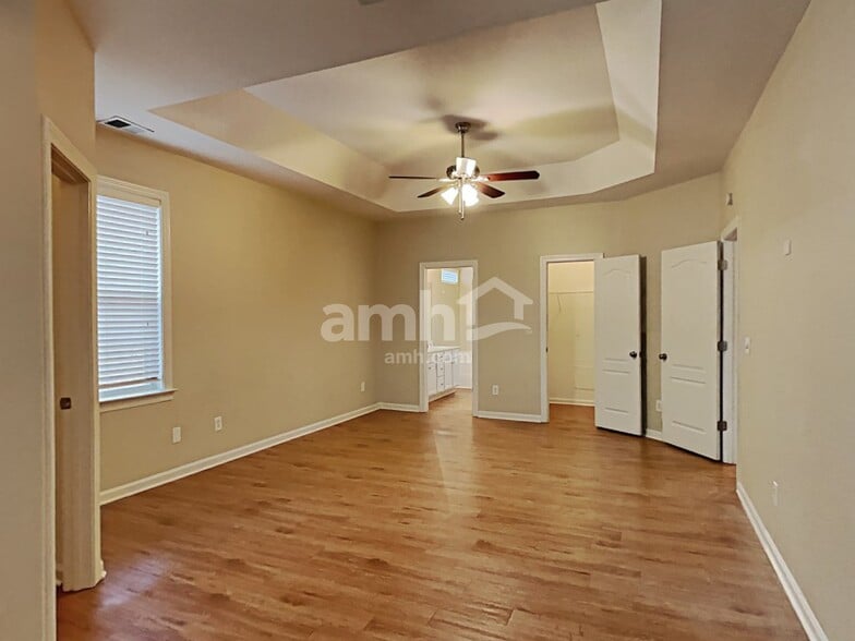 Building Photo - 3455 Arbroath Dr