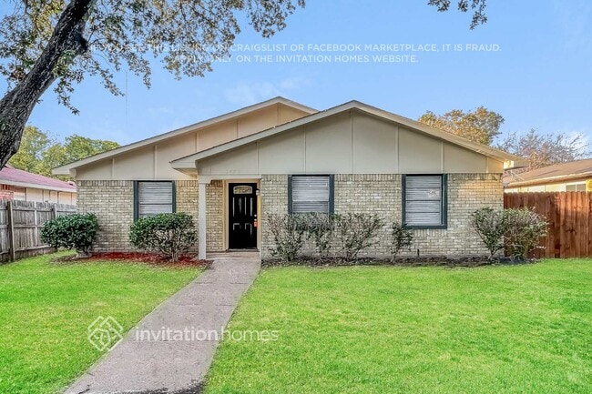 Building Photo - 2709 Clover Valley Dr