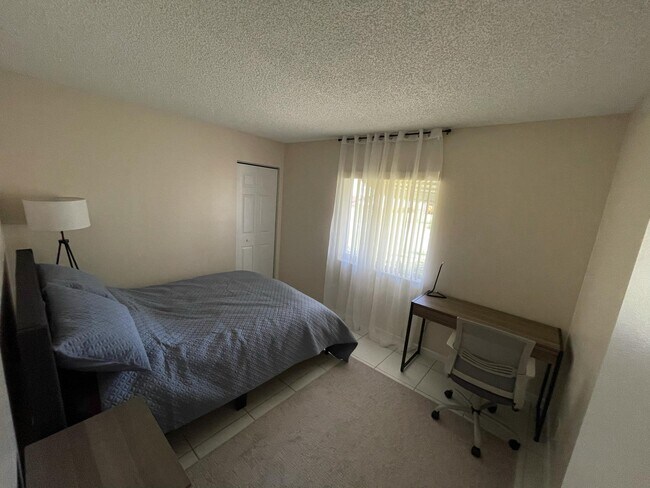 Building Photo - 4988 Sable Pine Cir