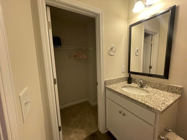 Building Photo - Brand New Townhome in Clemson, SC
