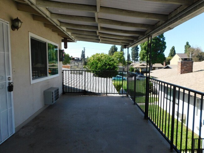 Building Photo - 5901 Belgrave Ave