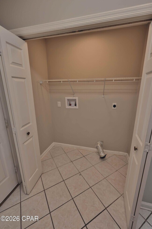 Building Photo - 3931 Treasure Cir