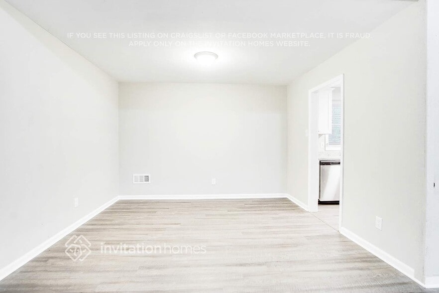 Building Photo - 6395 El Caudillo Ct