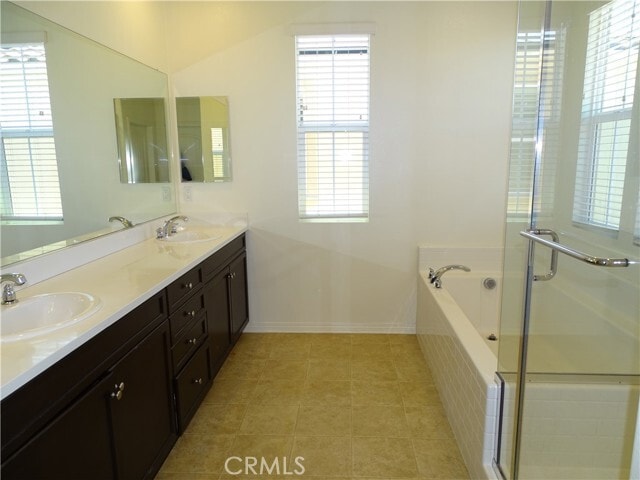 Building Photo - 24194 Paseo del Rancho Dr