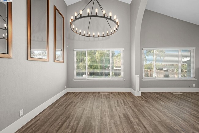 Building Photo - 2270 Bromfield Ct