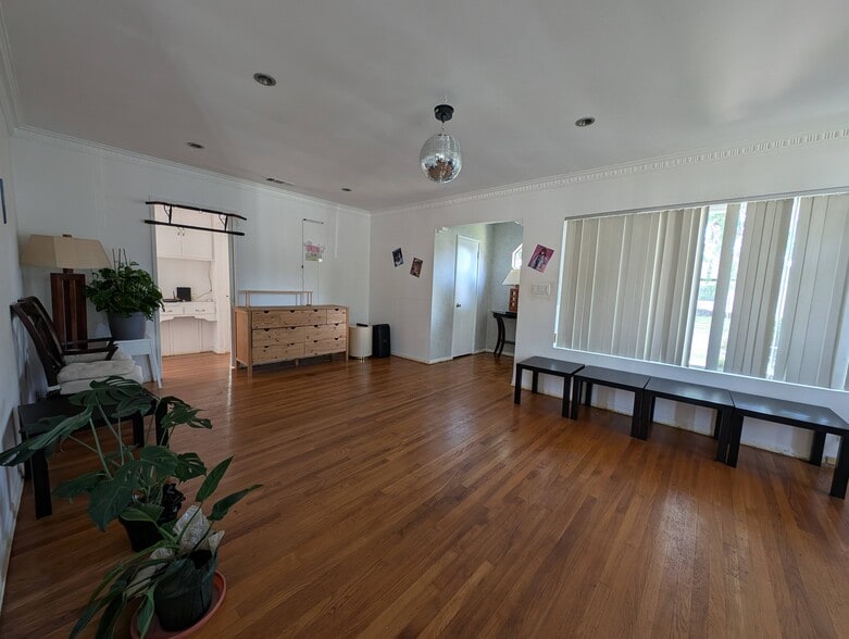 Building Photo - 4108 Albright Ave