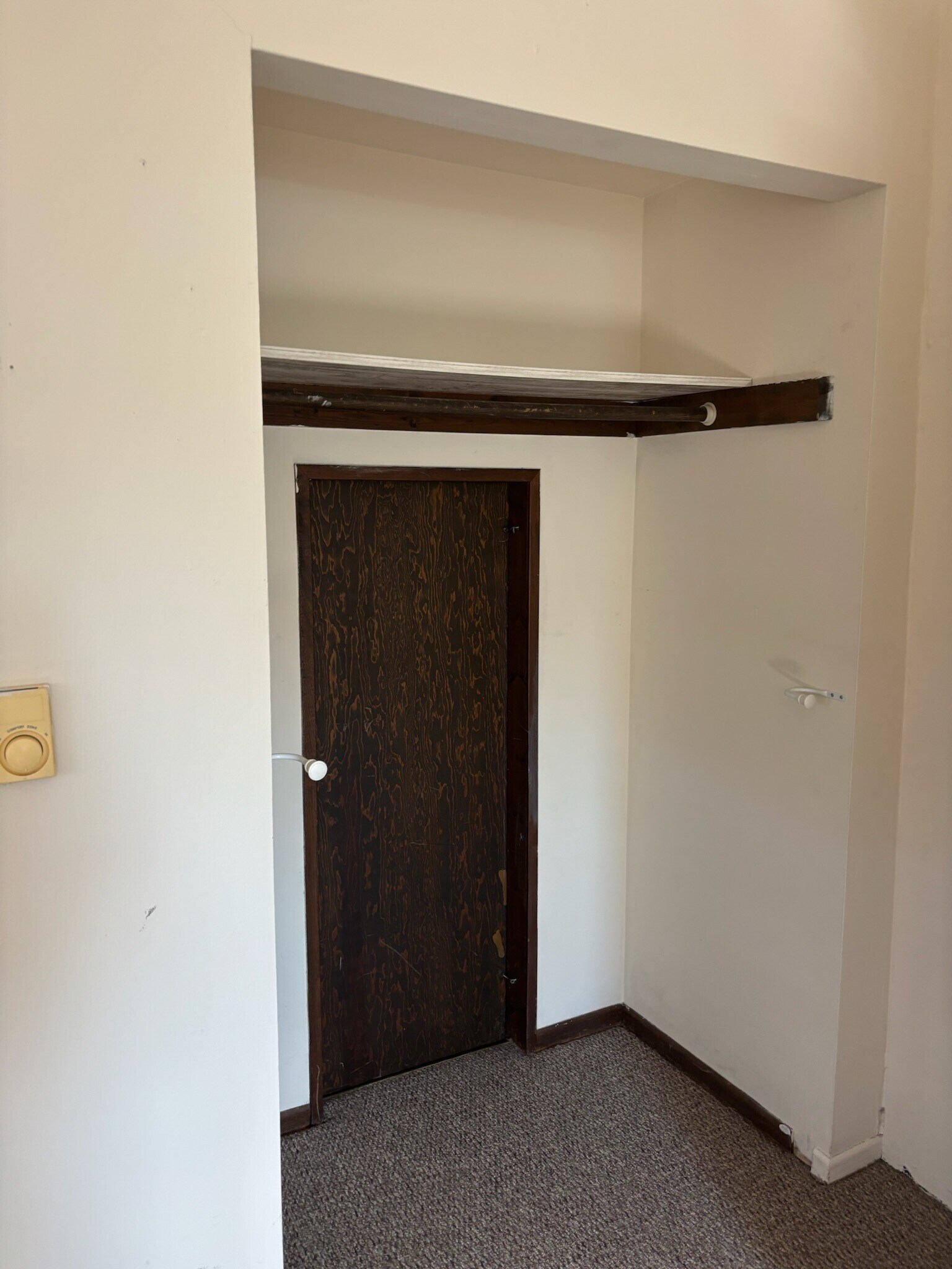 Building Photo - 319 N Pinckney St