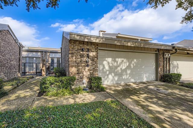 Building Photo - 12364 Montego Plaza